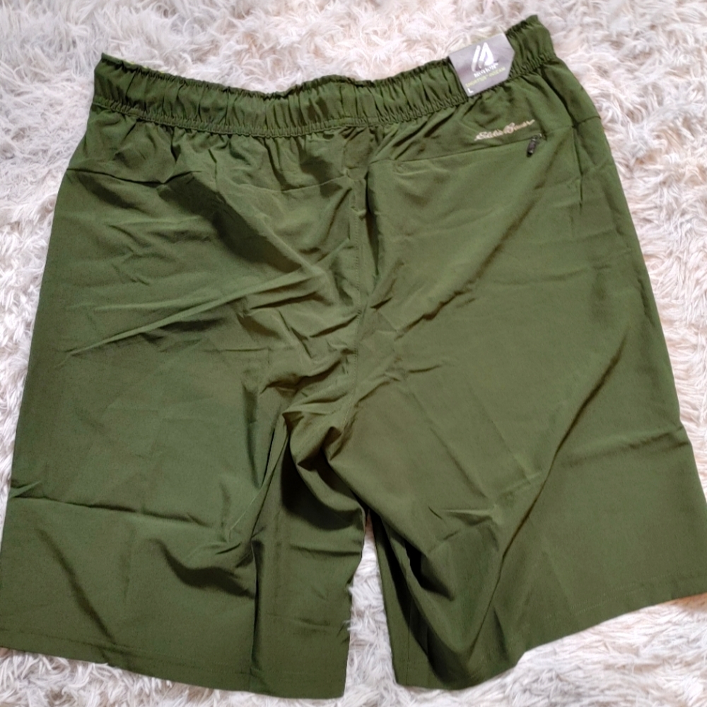 Eddie Bauer Performance Shorts - Picture 2 of 5